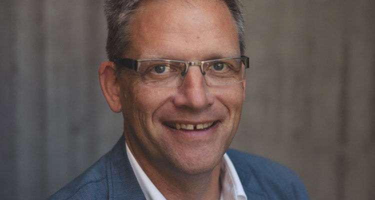 Lars Dahle